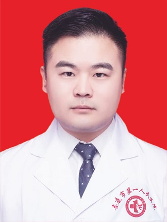 邱巍