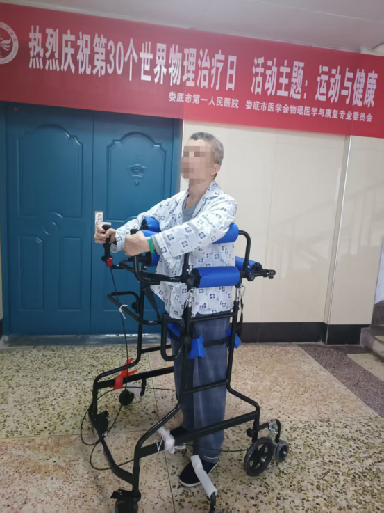 1年后,钢筋贯穿颅脑的他康复回归...... 1年后,钢筋贯穿颅脑的他康复回归......